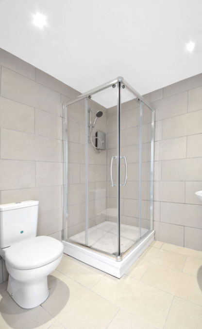112 George Street shower